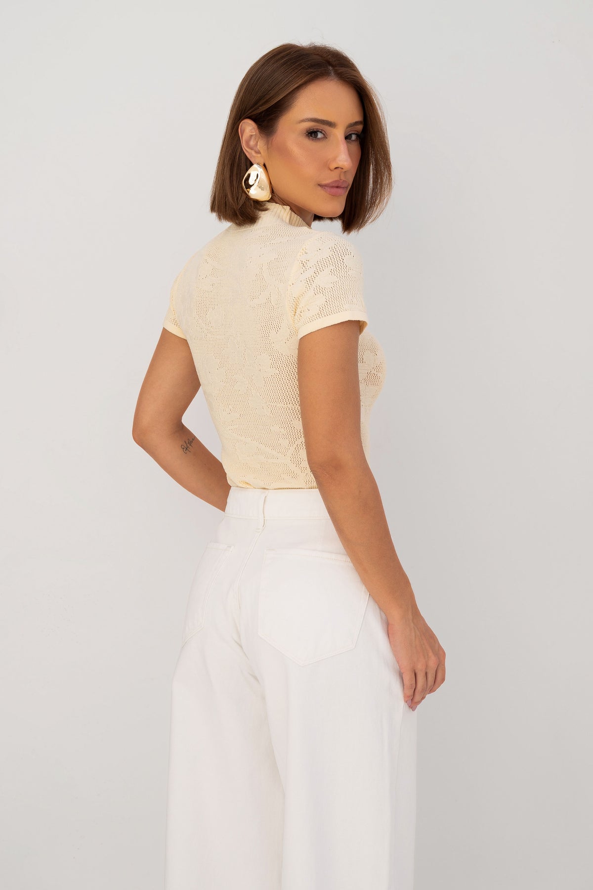 Body Manga Curta Rendado Tricot