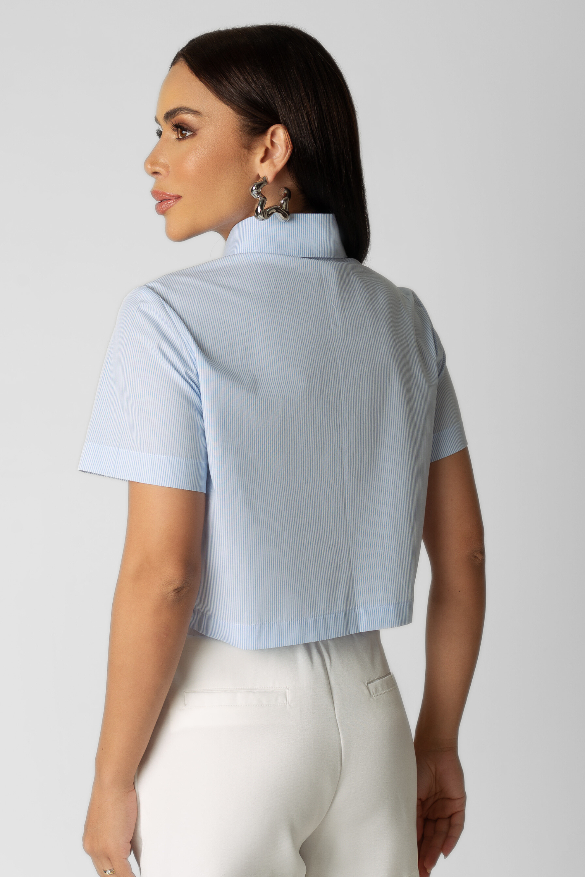 Camisa Cropped Listrada Tricoline