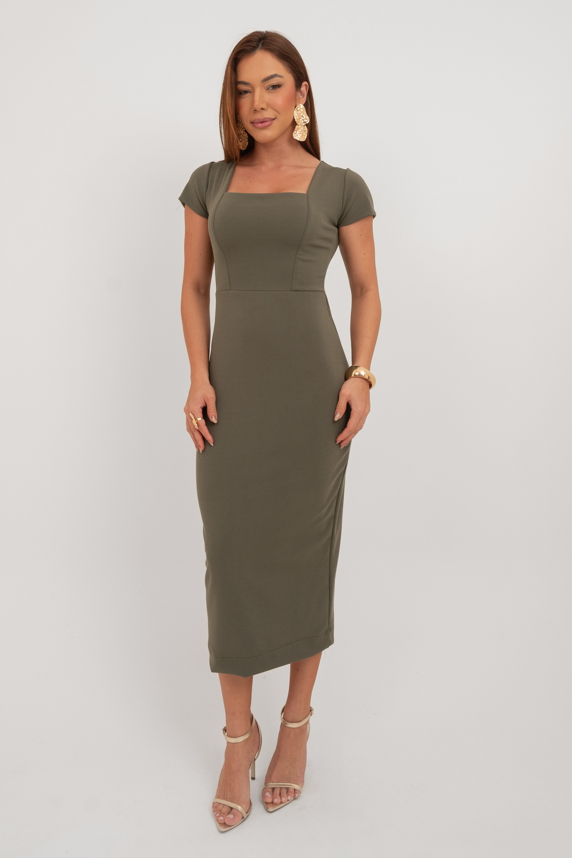 Vestido Midi Tubinho Decote Quadrado
