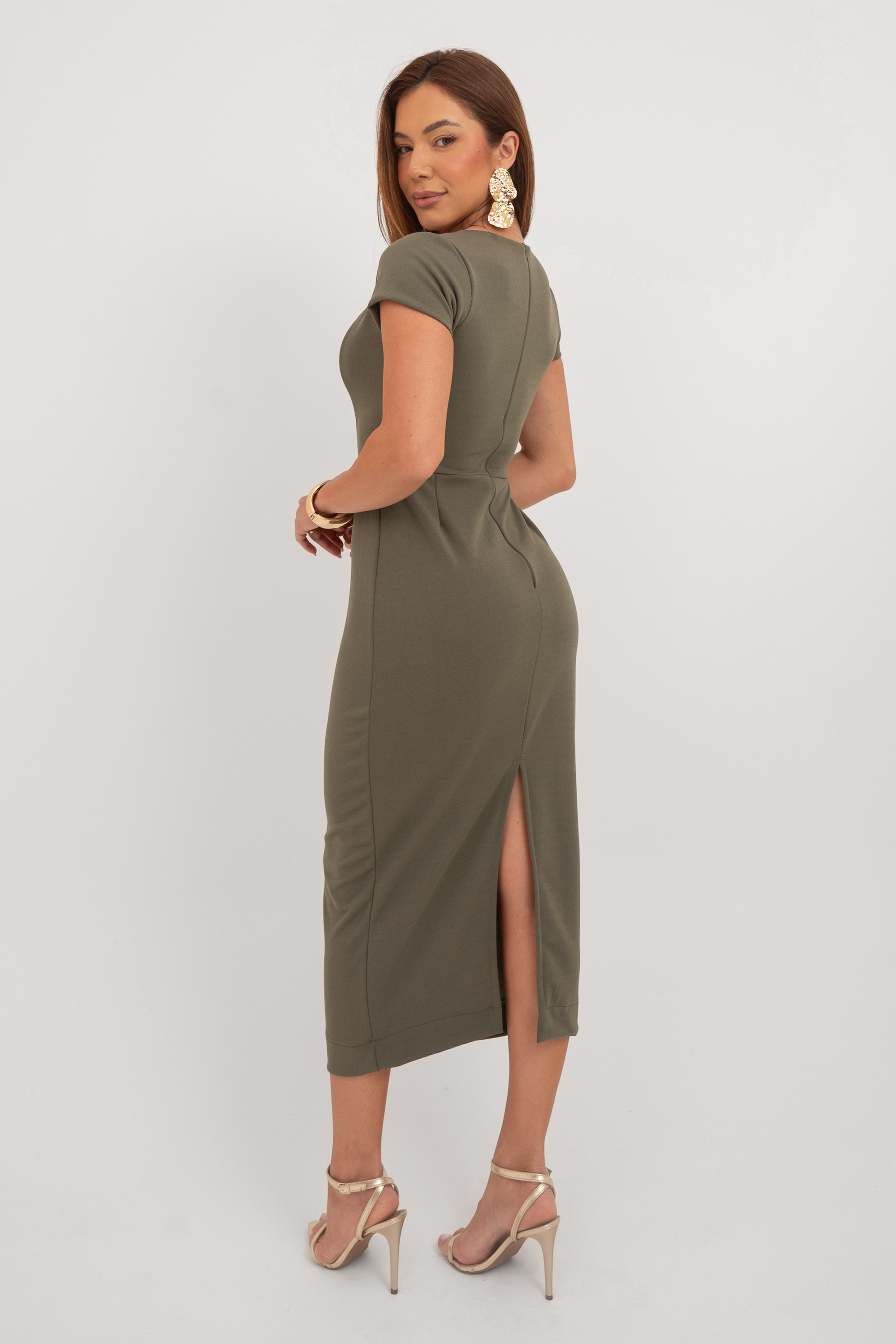 Vestido Midi Tubinho Decote Quadrado