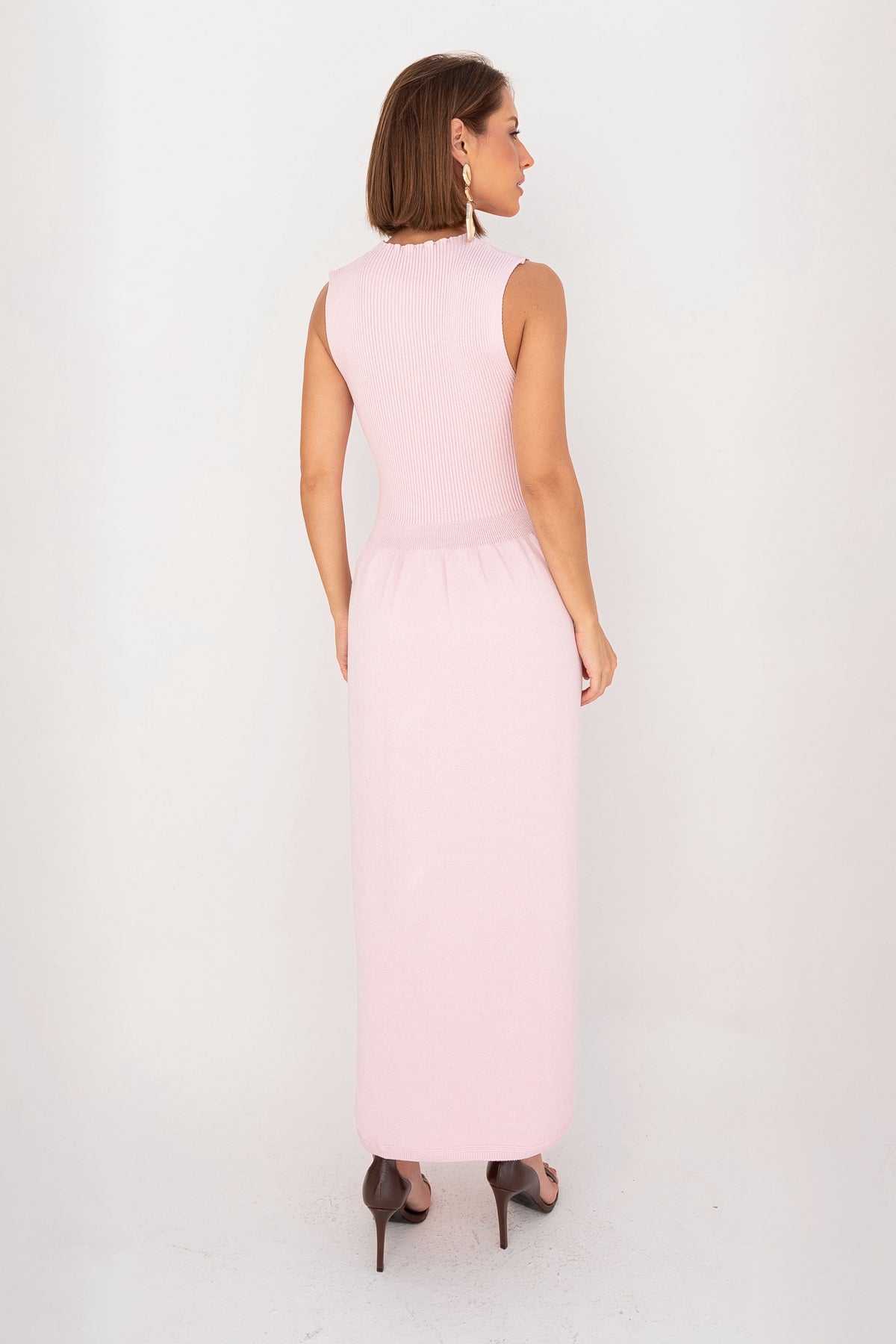 Vestido Midi Cavado Tricot